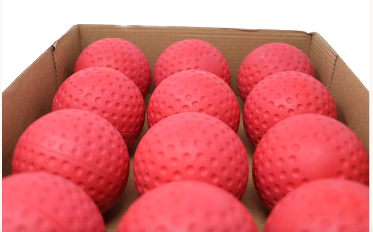 A- 123 balles de baseball pour machine à lancer, grosseur 9'', Rouge/Jaune, 12 morceaux